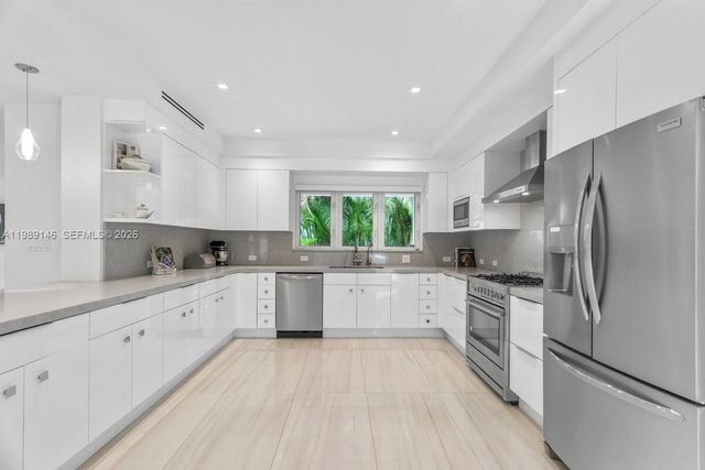 748 Palermo Ave, Coral Gables, FL 33134