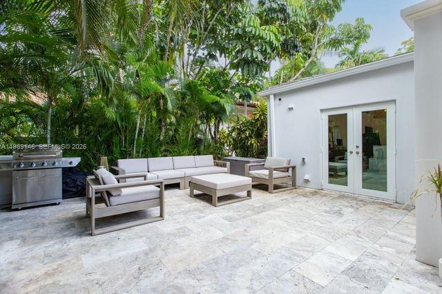 748 Palermo Ave, Coral Gables, FL 33134