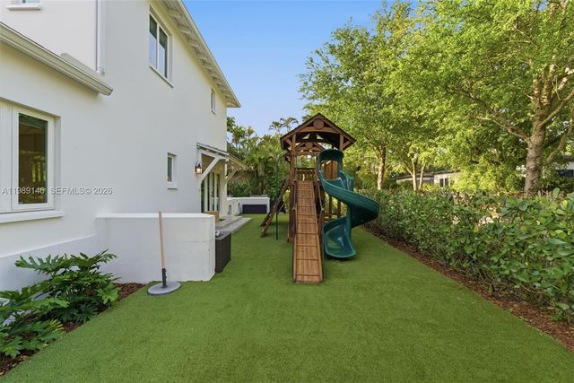 748 Palermo Ave, Coral Gables, FL 33134