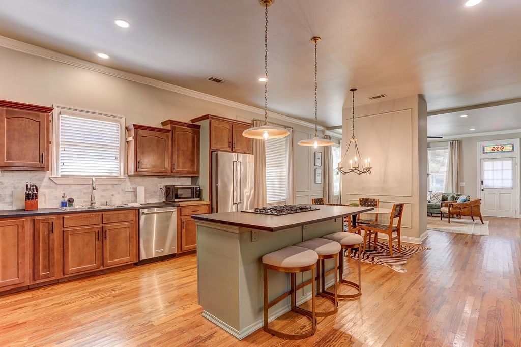 936 S COX ST, Memphis, TN 38104