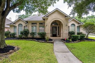 4214 Bear Creek Trace, Baytown, TX 77521