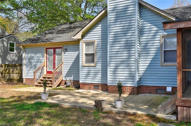 1432 Birch Leaf RD, Chesapeake, VA 23320