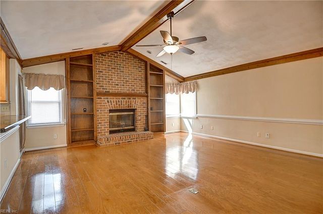 1432 Birch Leaf RD, Chesapeake, VA 23320