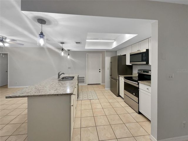 236 LONGHORN DRIVE, Apopka, FL 32712