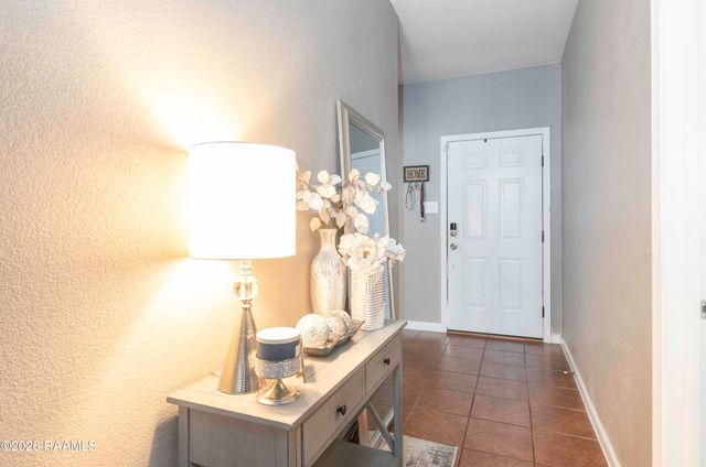 120 Coles Creek Drive, Carencro, LA 70520