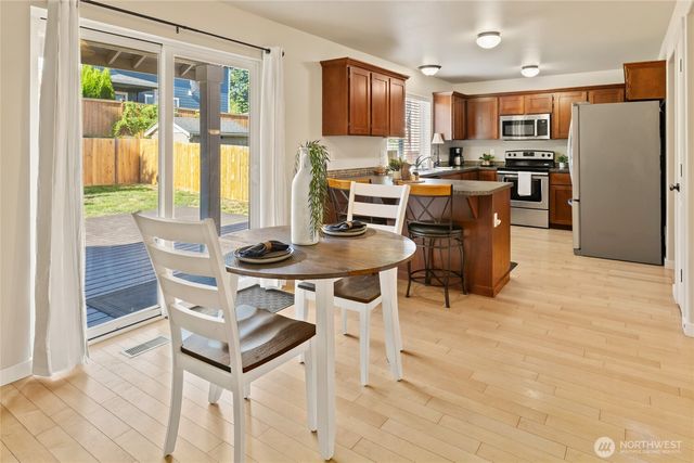 17942 122nd Street Ct E, Bonney Lake, WA 98391