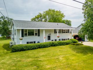 717 N Water STREET, Watertown, WI 53098
