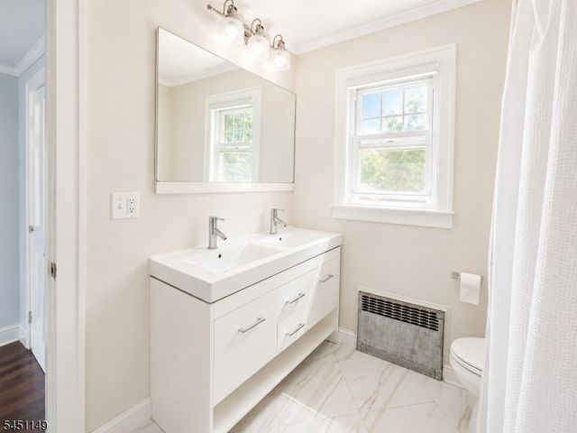 11 Van Dyke Pl, Summit City, NJ 07901