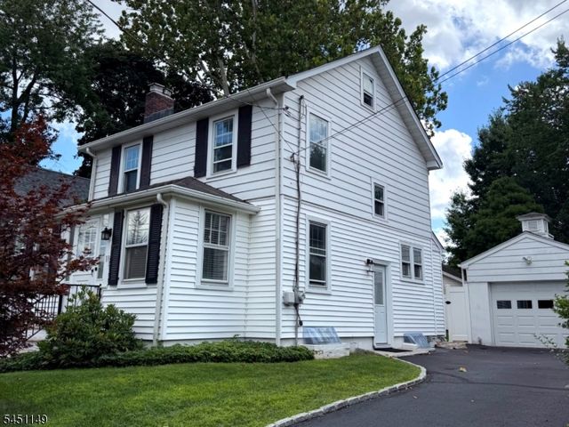 11 Van Dyke Pl, Summit City, NJ 07901