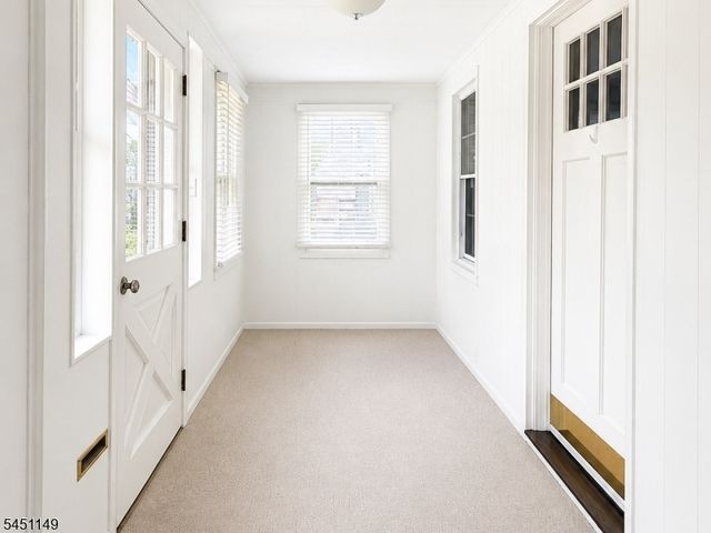 11 Van Dyke Pl, Summit City, NJ 07901