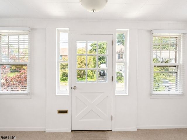 11 Van Dyke Pl, Summit City, NJ 07901