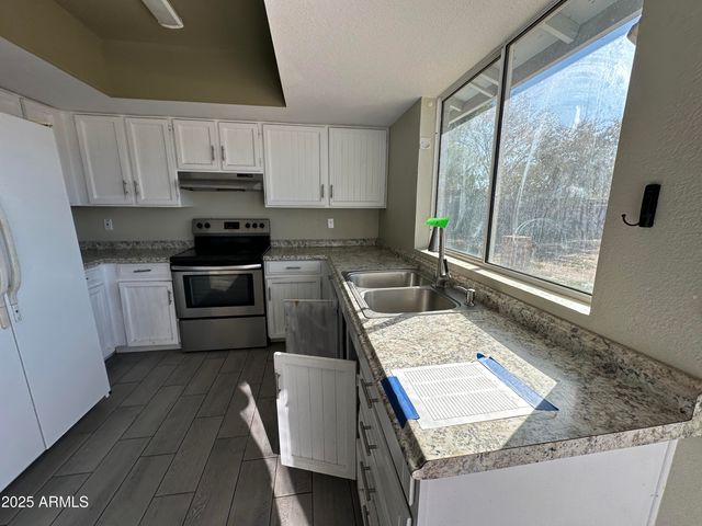 519 E GABRILLA Drive, Casa Grande, AZ 85122