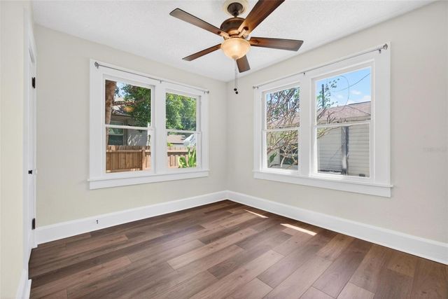 5218 1ST AVENUE S, St Petersburg, FL 33707