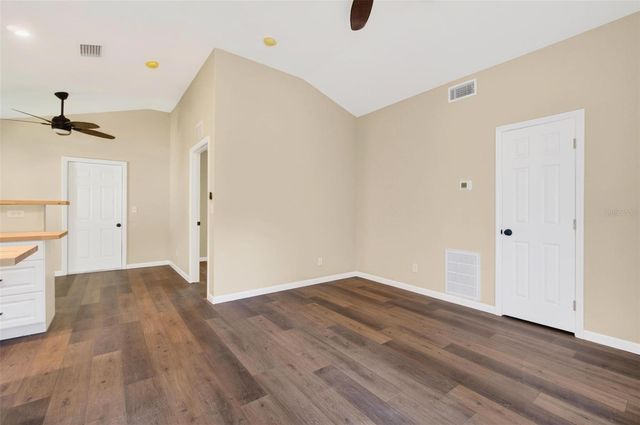 5218 1ST AVENUE S, St Petersburg, FL 33707