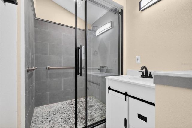 5218 1ST AVENUE S, St Petersburg, FL 33707