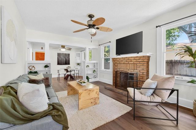 5218 1ST AVENUE S, St Petersburg, FL 33707