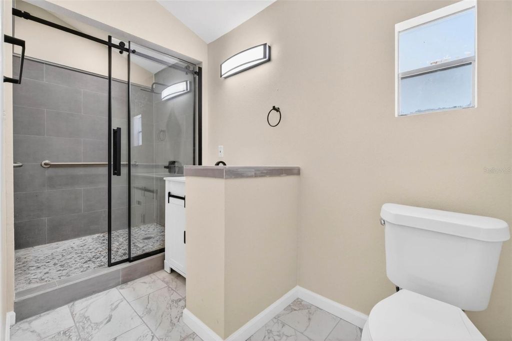 Image 28 of property listing at 5218 1ST AVENUE S, St Petersburg, FL 33707