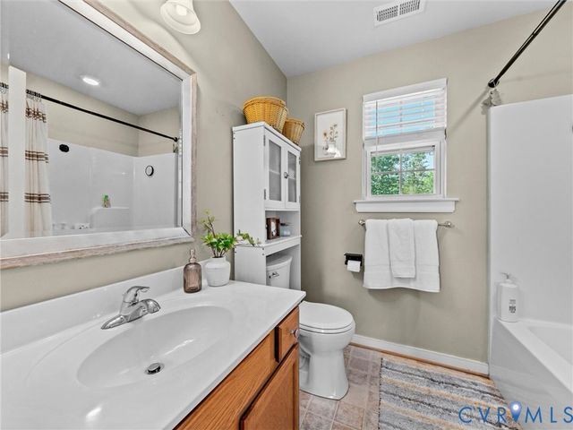 7515 Gold Coast Ln, Mechanicsville, VA 23111