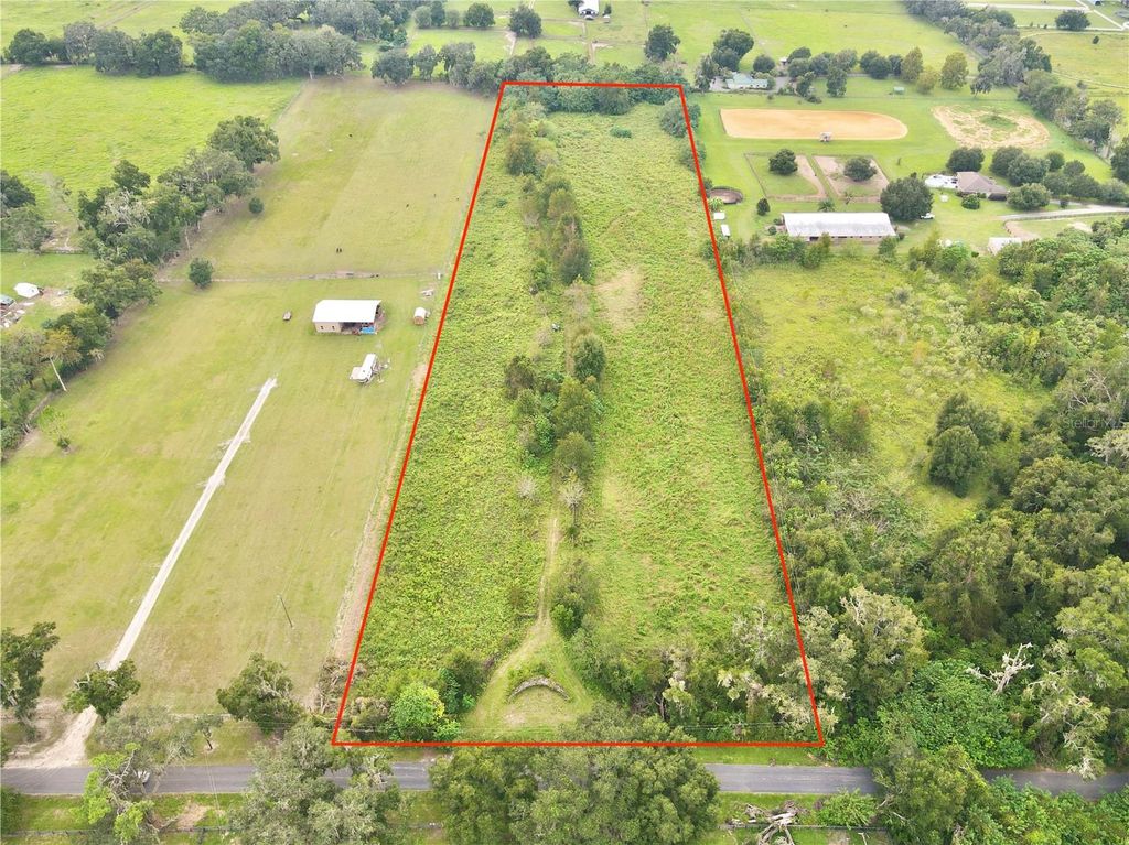 Image 1 of property listing at 13844 NW 21ST COURT, Citra, FL 32113