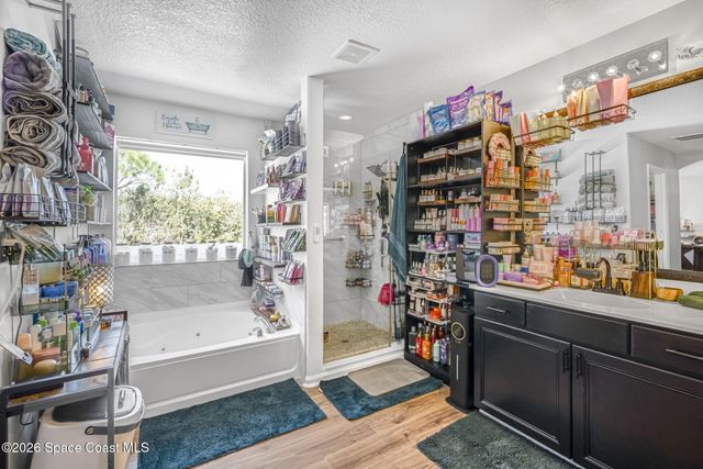 329 Broyles Drive SE, Palm Bay, FL 32909