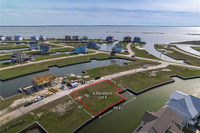 8 Marathon, Hitchcock, TX 77563