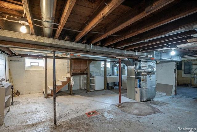 1037 Longfellow Avenue, Royal Oak, MI 48067