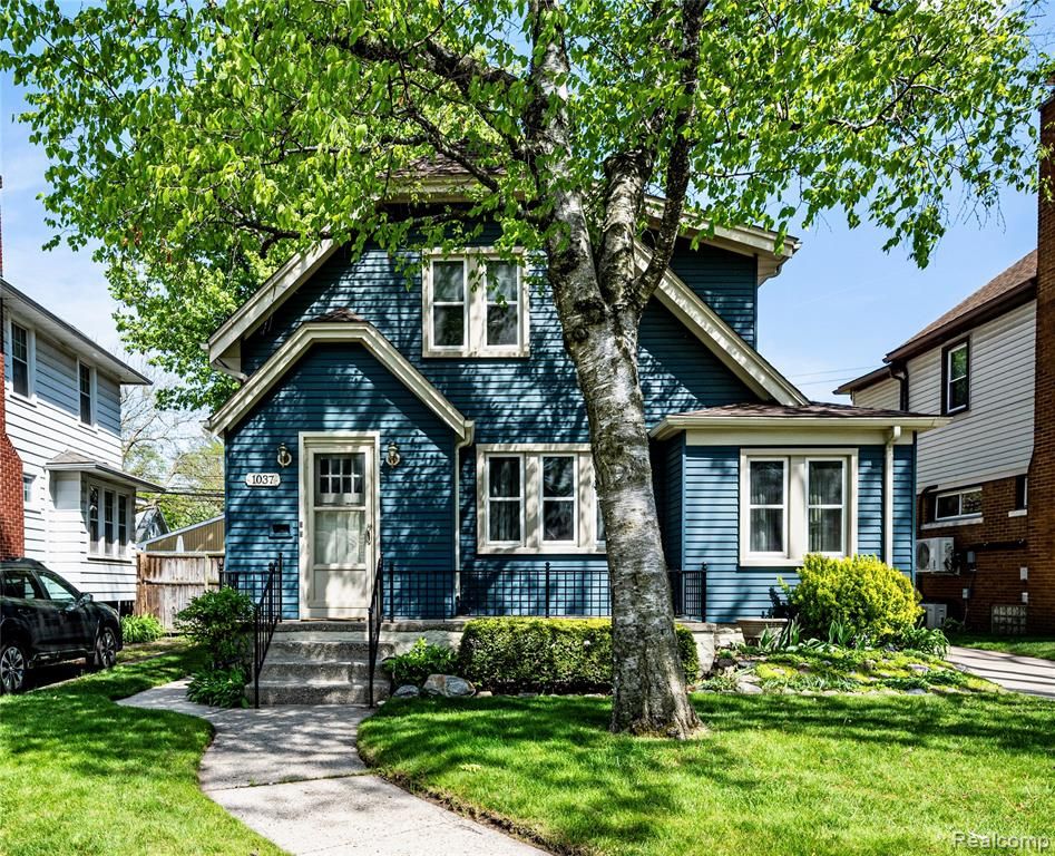 1037 Longfellow Avenue, Royal Oak, MI 48067