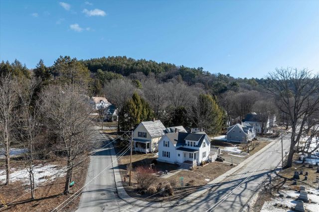 29 Summer Hill, Springfield, VT 05156