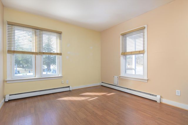 29 Summer Hill, Springfield, VT 05156