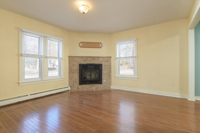 29 Summer Hill, Springfield, VT 05156