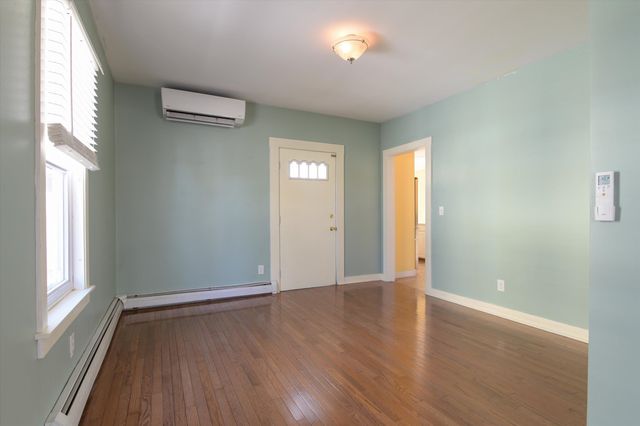 29 Summer Hill, Springfield, VT 05156