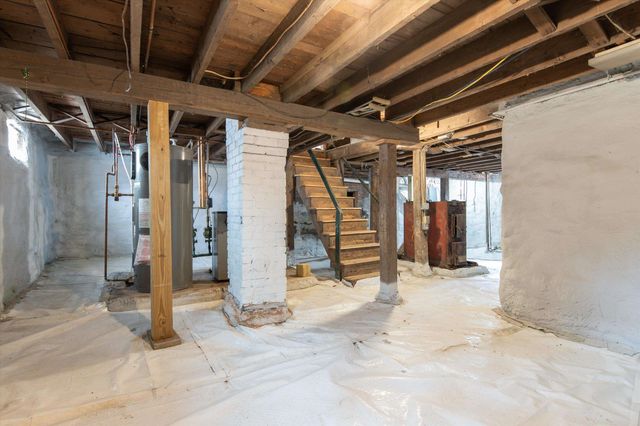 29 Summer Hill, Springfield, VT 05156