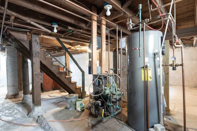 29 Summer Hill, Springfield, VT 05156