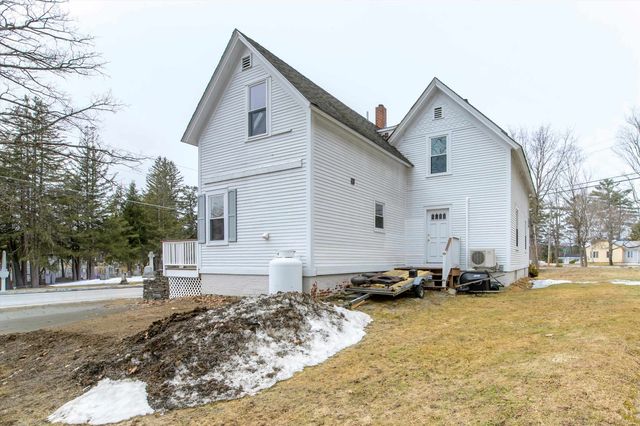 29 Summer Hill, Springfield, VT 05156