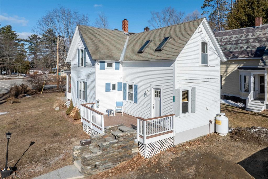 29 Summer Hill, Springfield, VT 05156