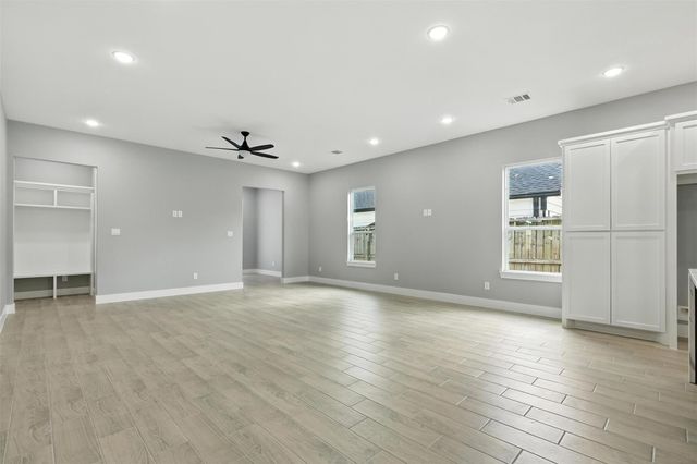 1105 Park Lane, Pasadena, TX 77506