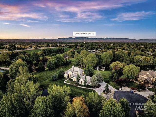 7002 W Avignon Ln, Eagle, ID 83616