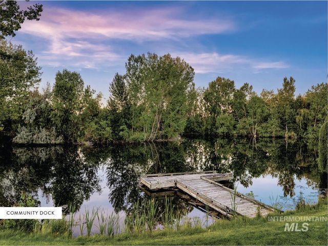 7002 W Avignon Ln, Eagle, ID 83616