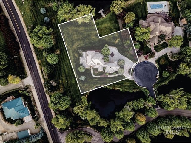 7002 W Avignon Ln, Eagle, ID 83616