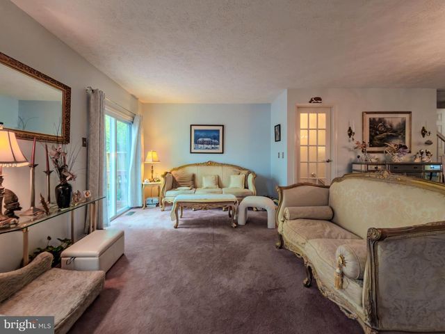 870 BAYRIDGE DR, Gaithersburg, MD 20878