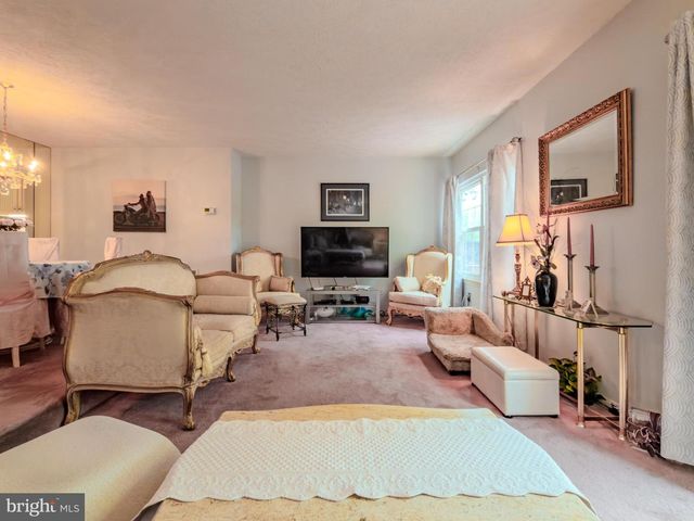 870 BAYRIDGE DR, Gaithersburg, MD 20878