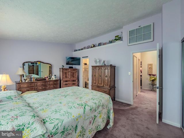 870 BAYRIDGE DR, Gaithersburg, MD 20878
