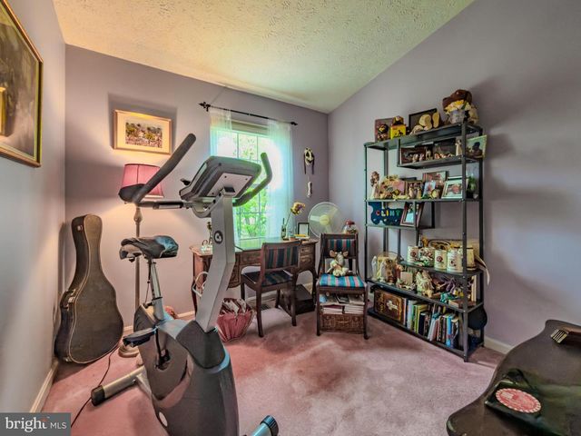 870 BAYRIDGE DR, Gaithersburg, MD 20878