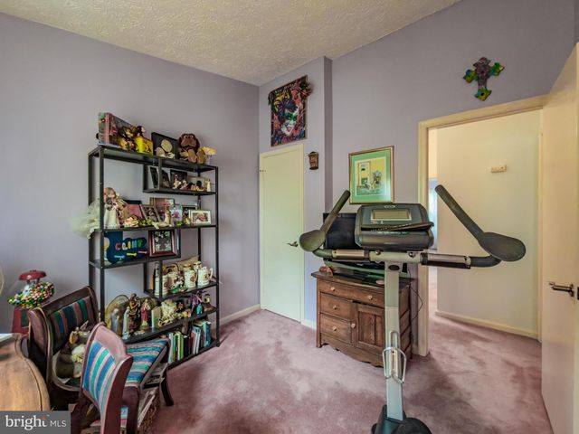 870 BAYRIDGE DR, Gaithersburg, MD 20878