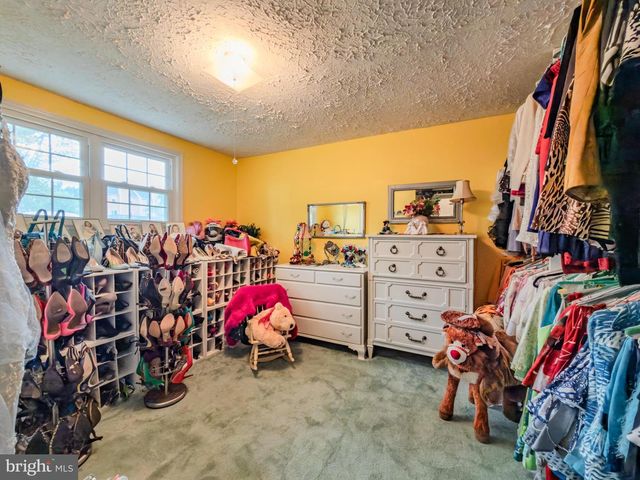 870 BAYRIDGE DR, Gaithersburg, MD 20878