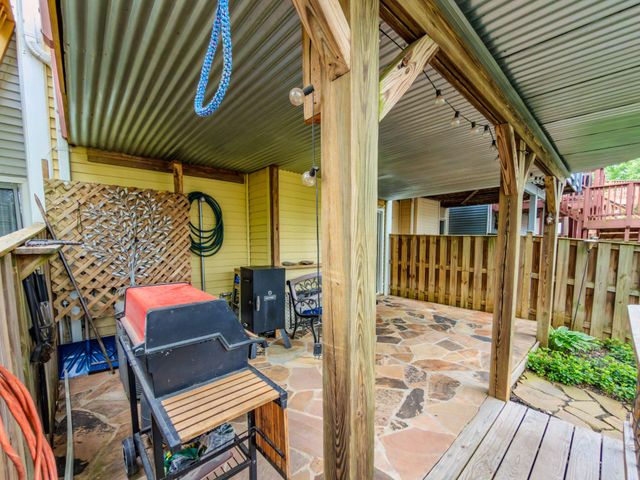 870 BAYRIDGE DR, Gaithersburg, MD 20878