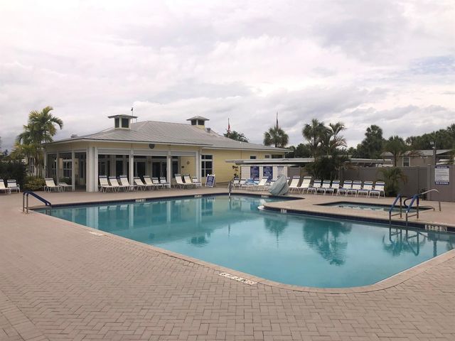 615 Alamanda Lane, Deerfield Beach, FL 33442