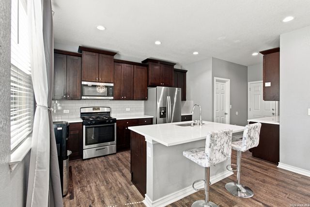 21018 CHESTNUT CV, San Antonio, TX 78266