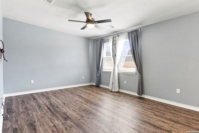 21018 CHESTNUT CV, San Antonio, TX 78266