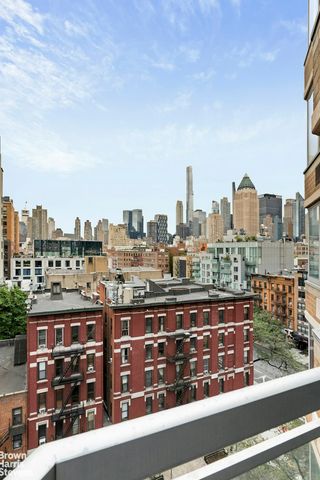 500 W 43rd St Apt 9J, New York City, NY 10036